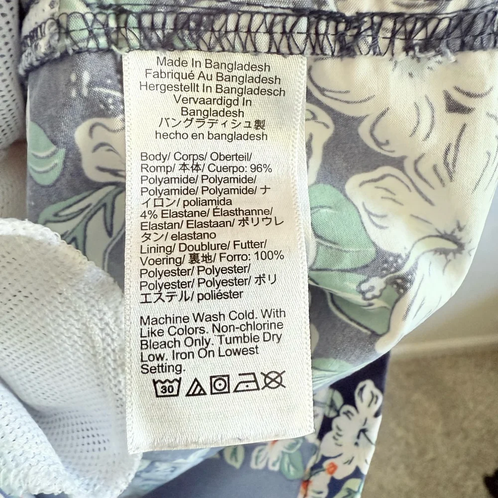 J. Crew Men's Blue Green Floral Swim Trunks Shorts Size Medium